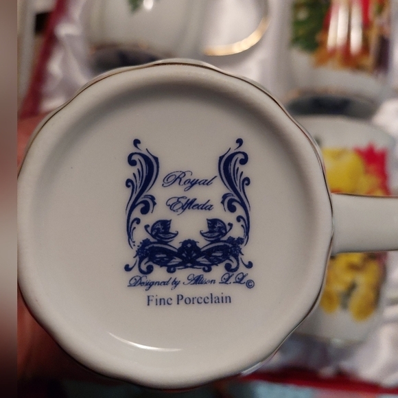 Vintage* 80s Royal Moda 4-cup Porcelain ACE Gift Collection - Picture 5 of 6